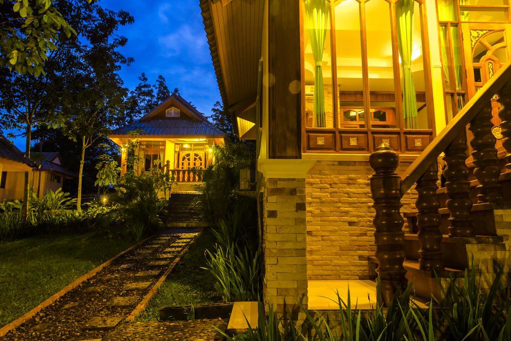 Mont Goei Pai Hotel Exterior foto